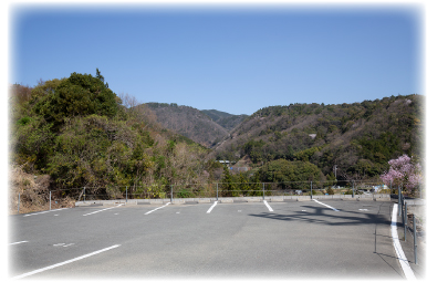 箕面サイクリング駐車場